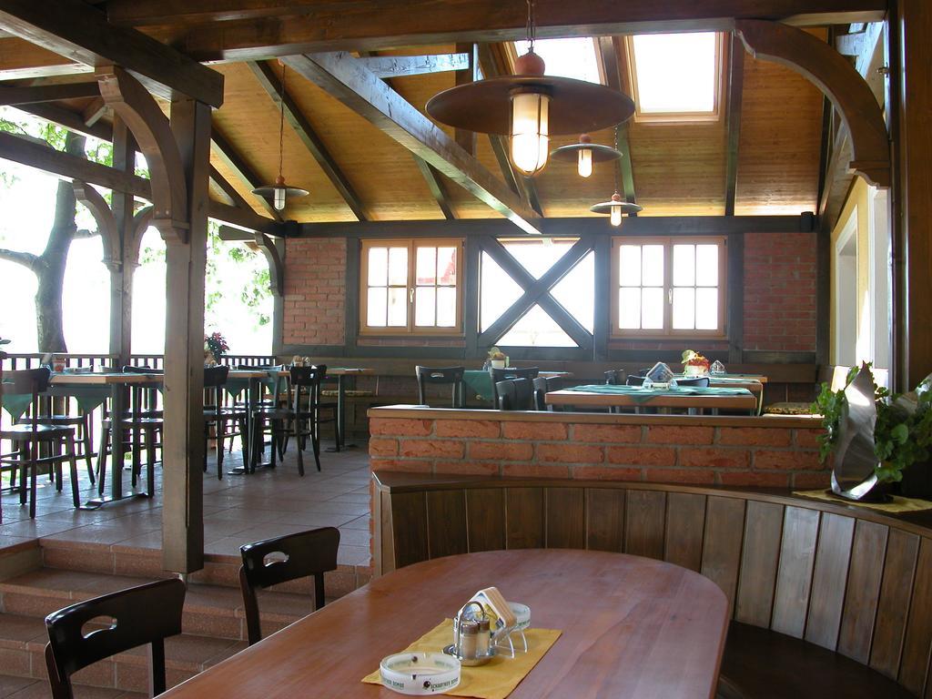 Gasthof Muhr Wirt Z'Bierbaum Hotel Gampern Zewnętrze zdjęcie
