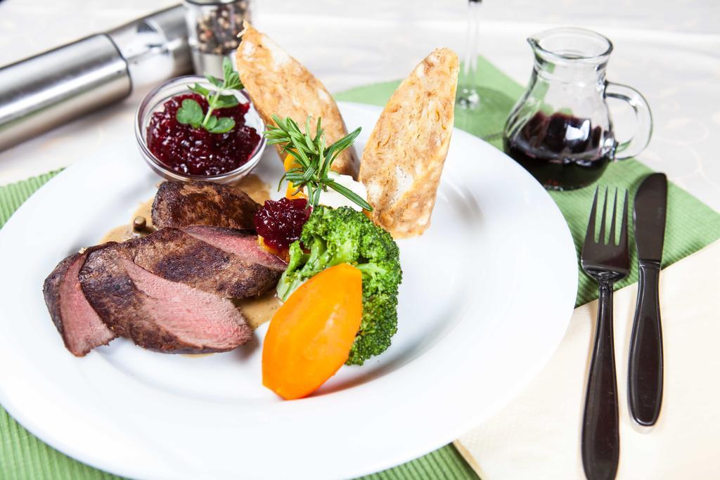 Gasthof Muhr Wirt Z'Bierbaum Hotel Gampern Zewnętrze zdjęcie